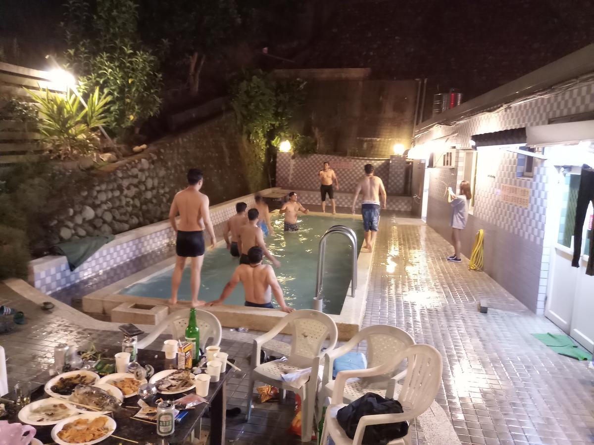 พูติ คอมเมอร์เชี่ยล โฮเต็ล Hotel หลงตัน ภายนอก รูปภาพ